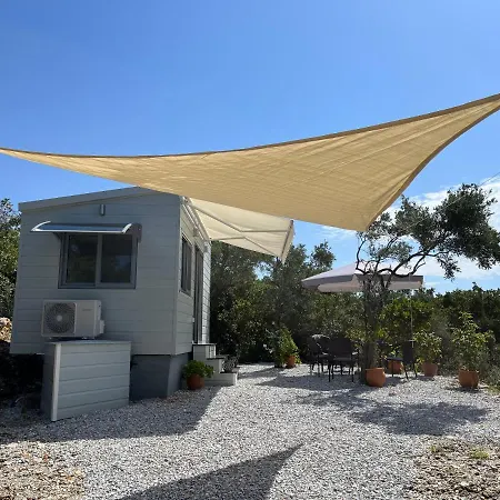 Daphne Tiny House Chalet Argalasti
